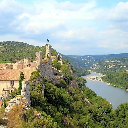 Du Reve O Naturel - Maison De Entre Gorges De L'ardeche Et Gard