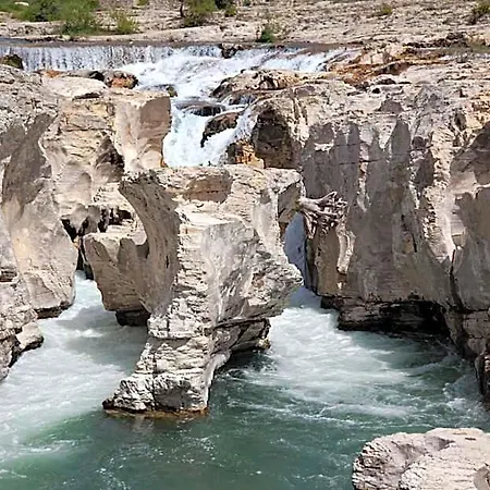 بيت للعطل Du Reve O Naturel - Maison De Entre Gorges De L'ardeche Et Gard *